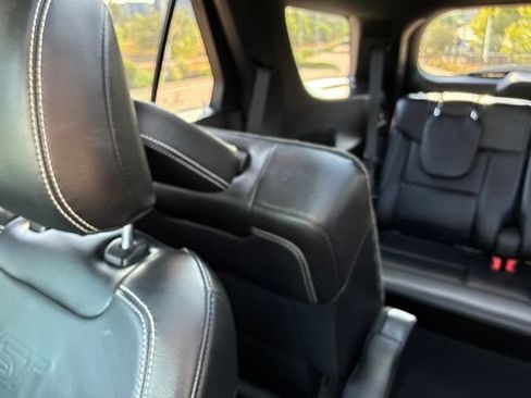 Used 2021 Ford Explorer ST w/ Equipment Group 401A AWD/4WD image 21