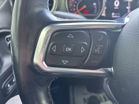 Used 2020 Jeep Wrangler Unlimited Sahara w/ Dual Top Group image 19