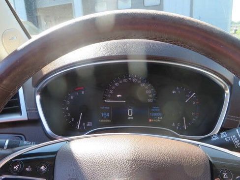 Used 2015 Cadillac SRX Luxury w/ Driver Awareness Package AWD/4WD image 57