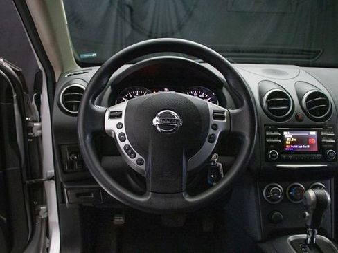 Used 2015 Nissan Rogue S w/ Convenience Package image 25