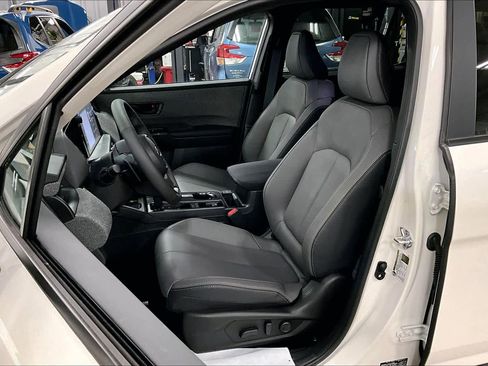 New 2026 Subaru Outback Limited image 9