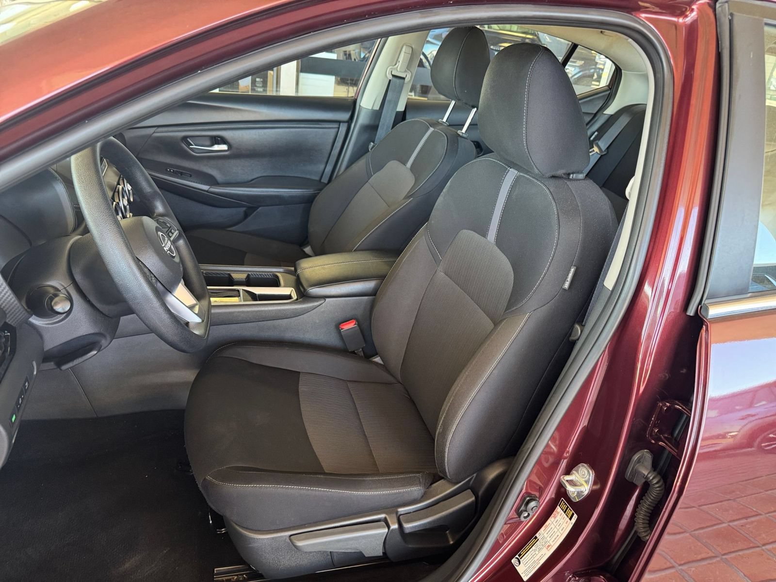 Used 2025 Nissan Sentra SV FWD image 32