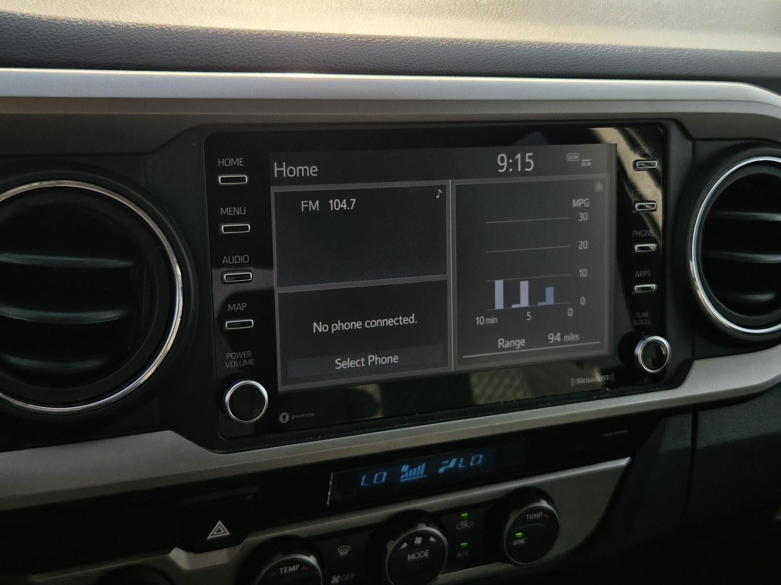 Used 2022 Toyota Tacoma SR5 w/ Technology Package AWD/4WD image 19