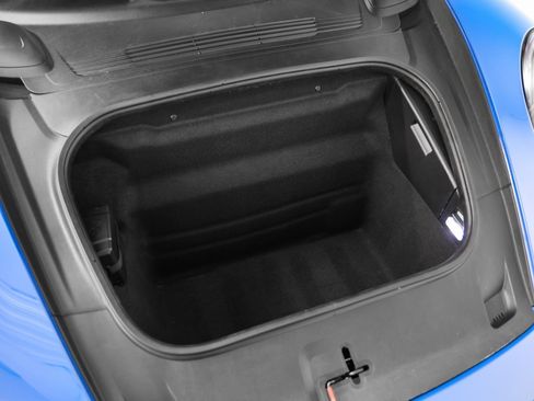 Used 2025 Porsche 911 Carrera w/ Premium Package image 18