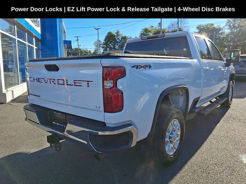 Used 2023 Chevrolet Silverado 3500 LT w/ Snow Plow Prep/Camper Package image 11