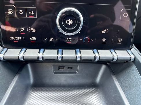 Used 2026 GMC Terrain Elevation w/ Technology Package II AWD/4WD image 24