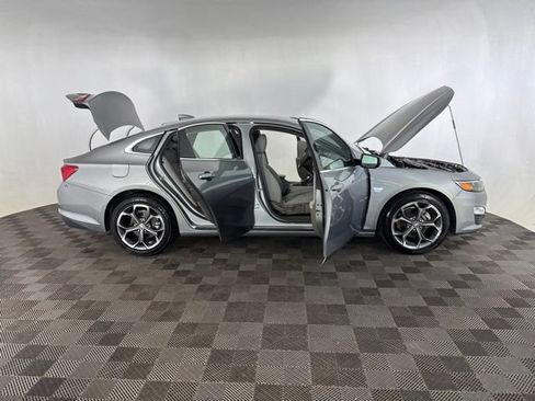 Used 2023 Chevrolet Malibu LT FWD image 13