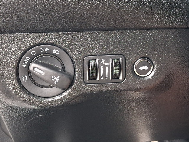 Used 2021 Dodge Challenger R/T RWD image 25