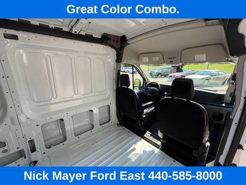 Used 2025 Ford Transit 250 148 Medium Roof RWD image 26