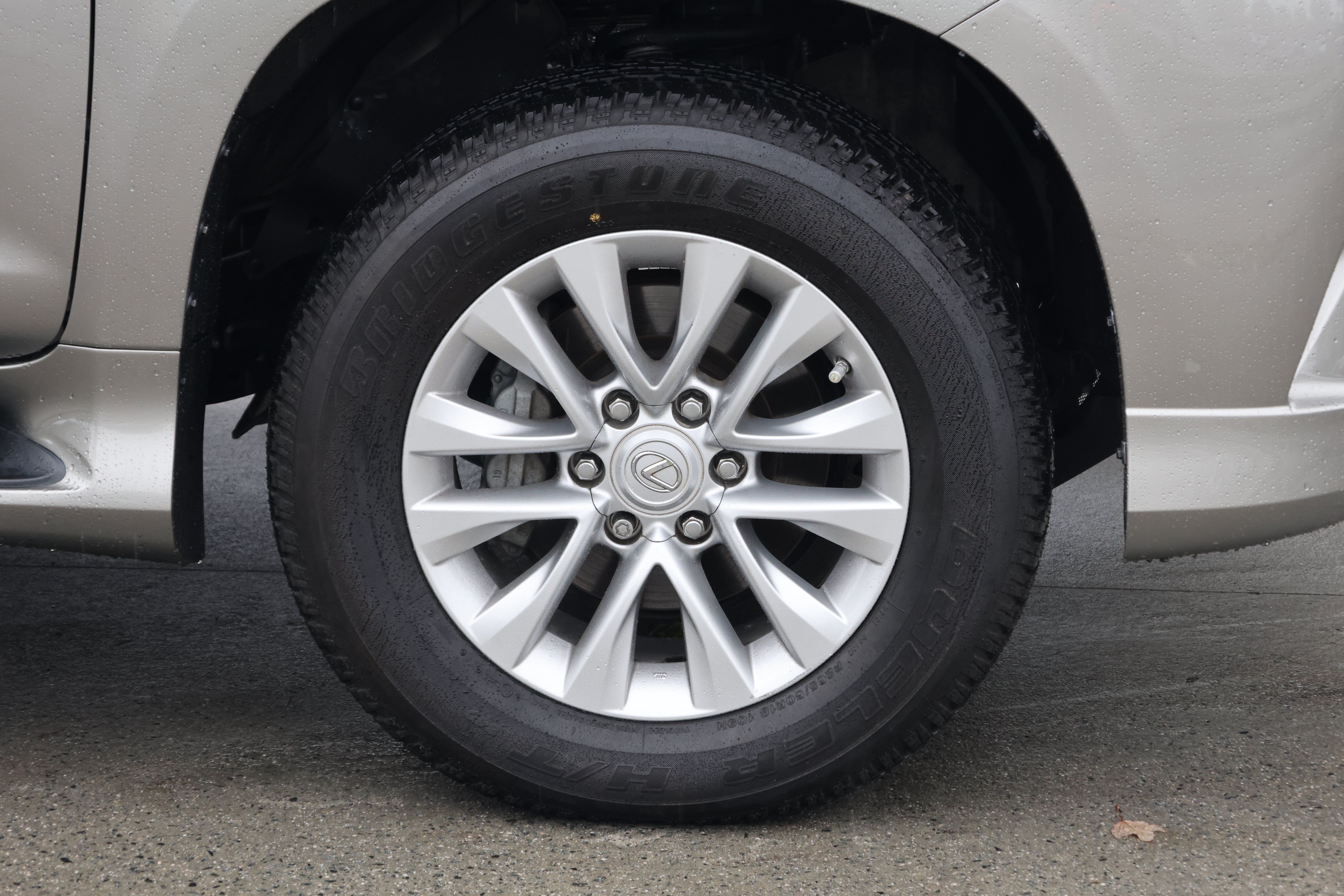 Used 2021 Lexus GX 460 Premium w/ Premium Package AWD/4WD image 11