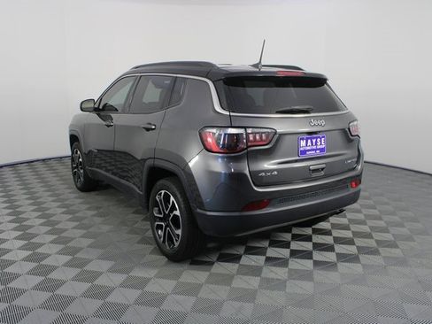 Used 2022 Jeep Compass Limited image 21