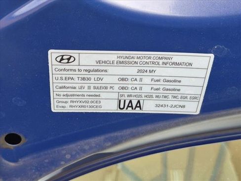 Used 2024 Hyundai Elantra SEL FWD image 22