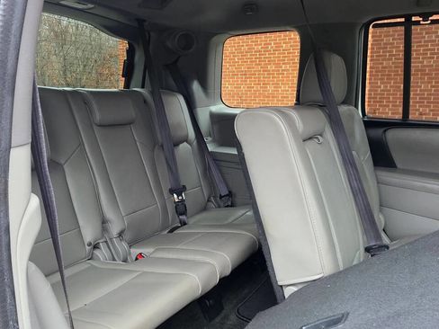Used 2015 Honda Pilot Touring image 16