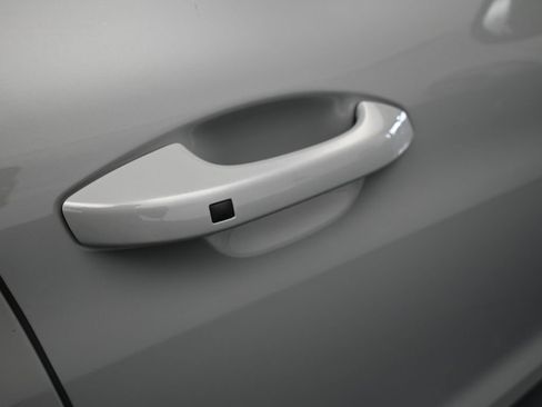 Used 2025 Kia K5 GT-Line image 41