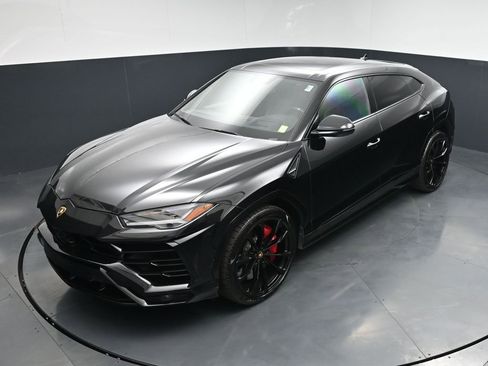 Used 2022 Lamborghini Urus AWD/4WD image 14