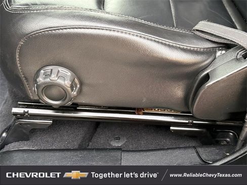 Used 2018 Jeep Wrangler Unlimited Sahara image 27