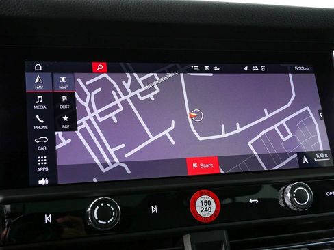 New 2026 Porsche Macan AWD image 15