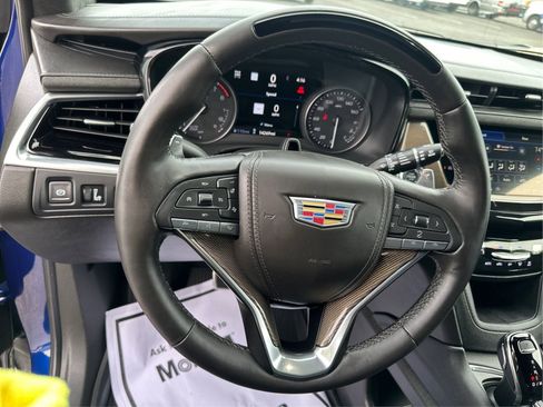Certified 2025 Cadillac XT6 Sport w/ Platinum Package AWD/4WD image 19