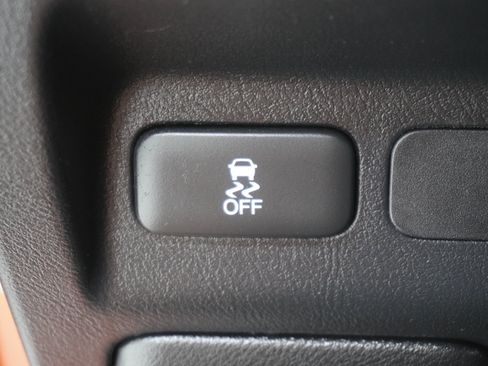 Used 2011 Honda Element EX image 16