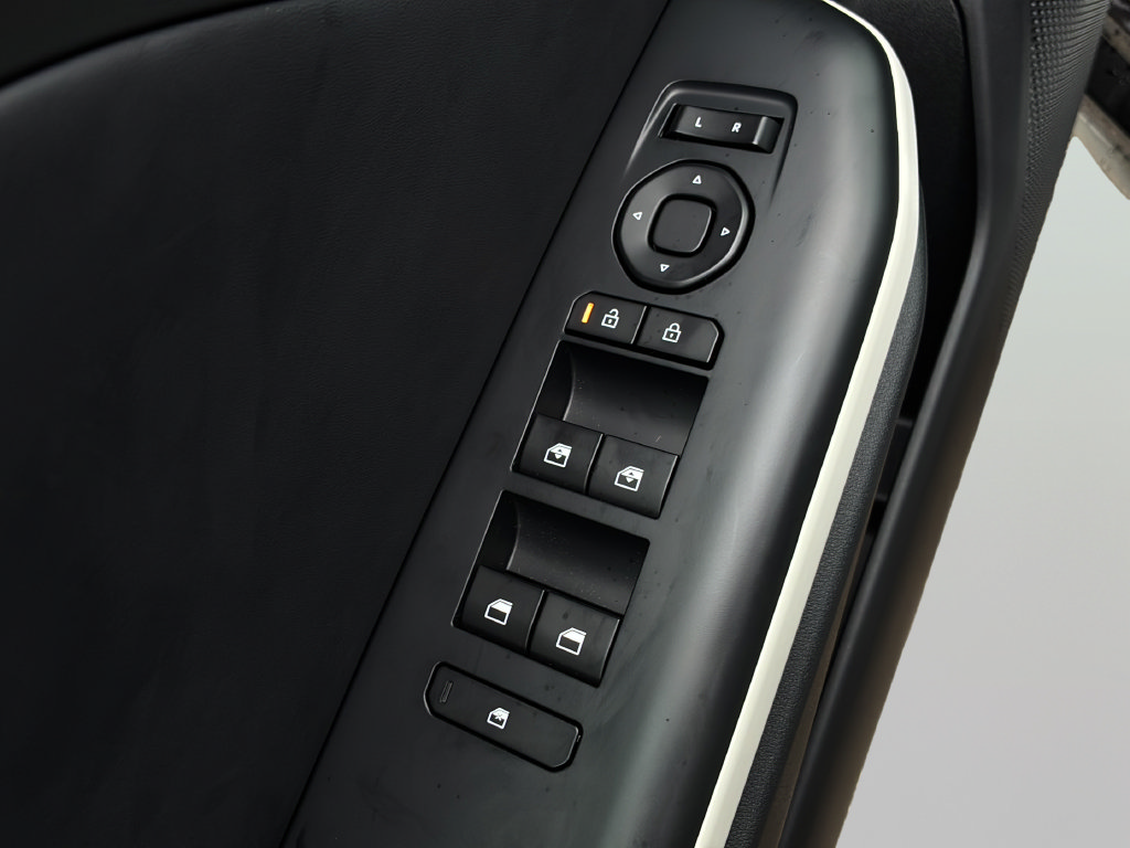 New 2026 Kia K4 GT-Line Turbo FWD image 12