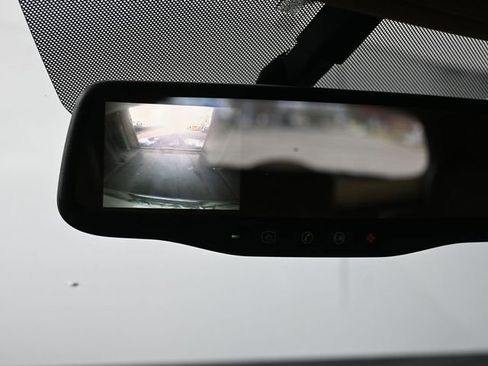 Used 2010 Buick Enclave CXL image 27