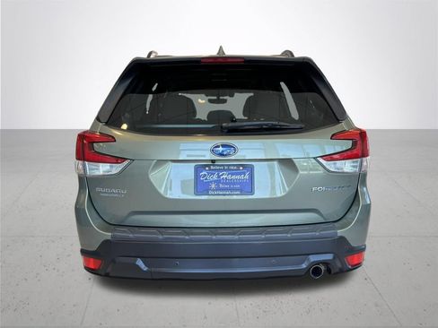 Used 2021 Subaru Forester Limited AWD/4WD image 8