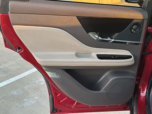 Used 2020 Lincoln Corsair Reserve w/ Equipment Group 201A image 30