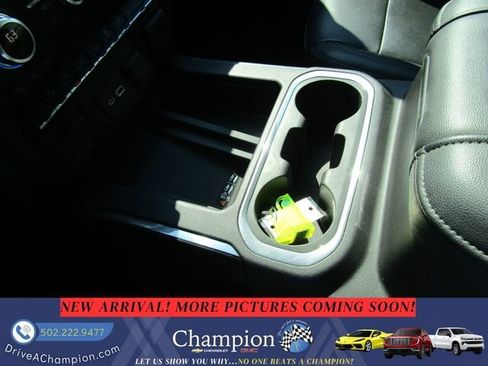 Used 2020 GMC Sierra 1500 SLT w/ SLT Premium Package AWD/4WD image 23