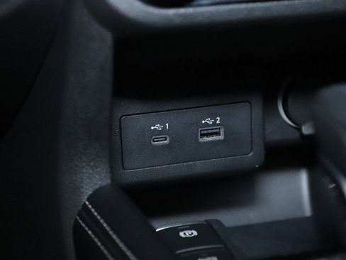 Certified 2023 Nissan Kicks SR image 27