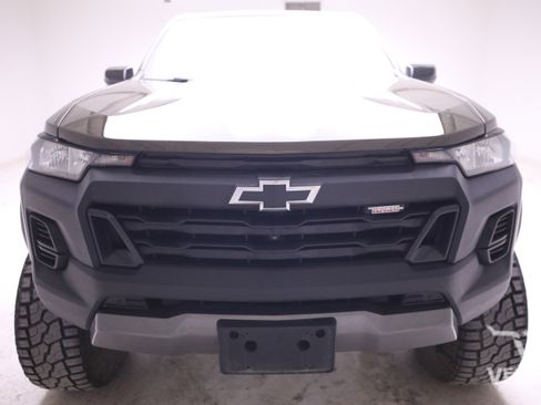 Used 2023 Chevrolet Colorado Trail Boss w/ Technology Package image 8