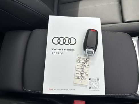 New 2025 Audi Q5 Premium Plus image 34