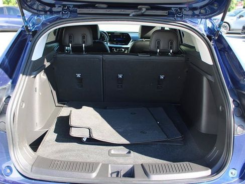 Used 2024 Chevrolet Trax LT w/ Driver Confidence Package FWD image 18
