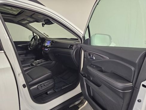 Used 2022 Honda Ridgeline RTL-E image 12