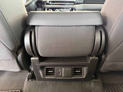 Used 2024 GMC Sierra 1500 Elevation AWD/4WD image 28