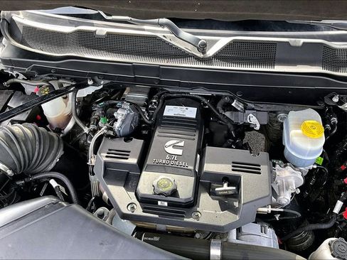 Used 2022 RAM 2500 Laramie AWD/4WD image 10