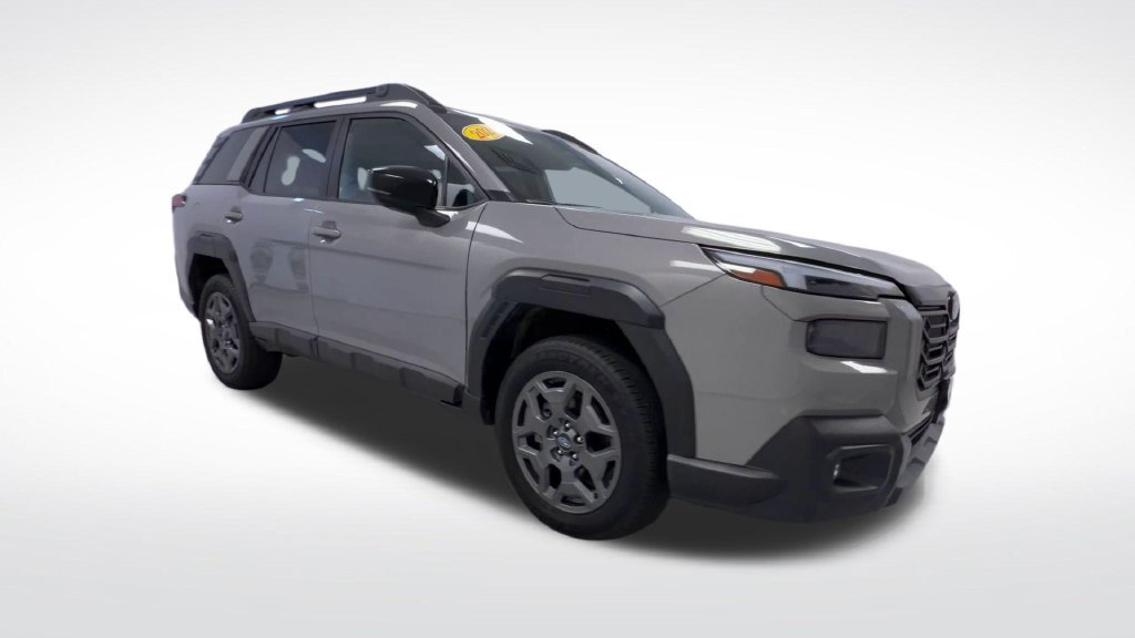 Used 2026 Subaru Outback Premium AWD/4WD image 2