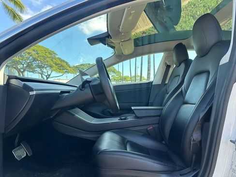 Used 2020 Tesla Model 3 Long Range AWD/4WD image 8