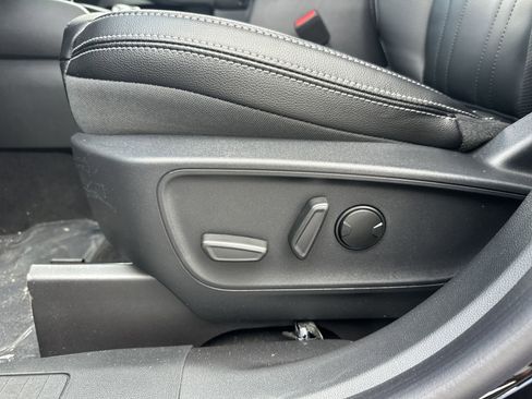 New 2025 Ford Escape SE w/ PHEV Premium Package image 22