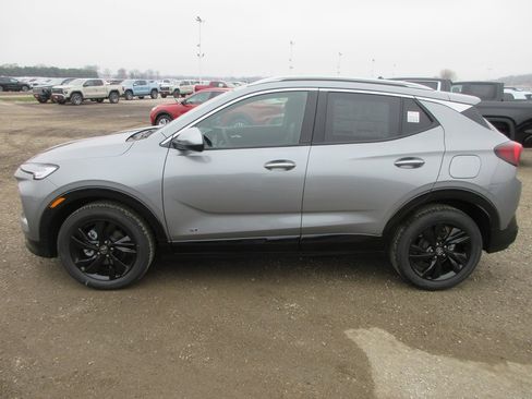 New 2026 Buick Encore GX Sport Touring image 9