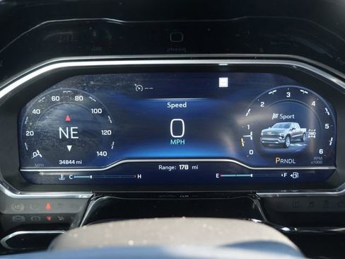 Used 2022 Chevrolet Silverado 1500 LT image 22