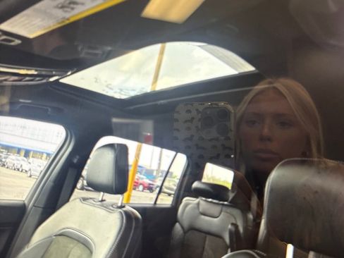 Used 2025 Jeep Grand Cherokee L Altitude image 10