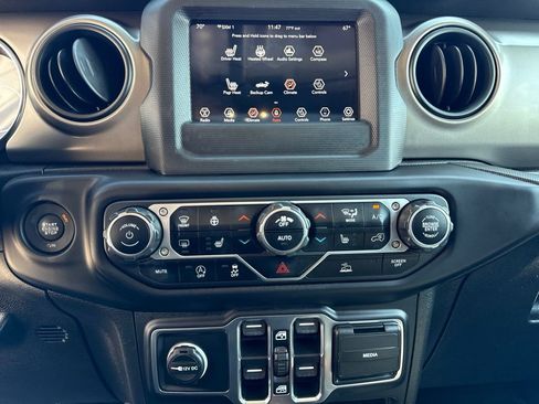 Used 2020 Jeep Gladiator Sport w/ Quick Order Package 24S AWD/4WD image 29