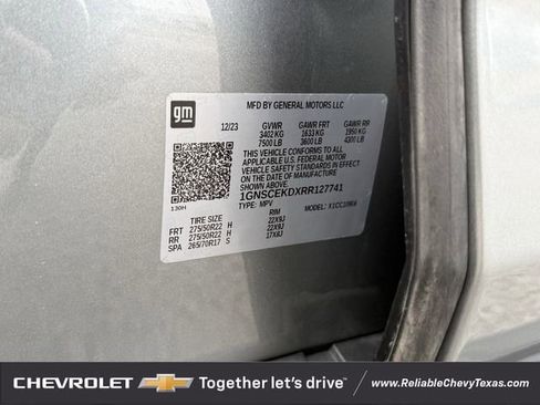 Used 2024 Chevrolet Suburban RST image 40