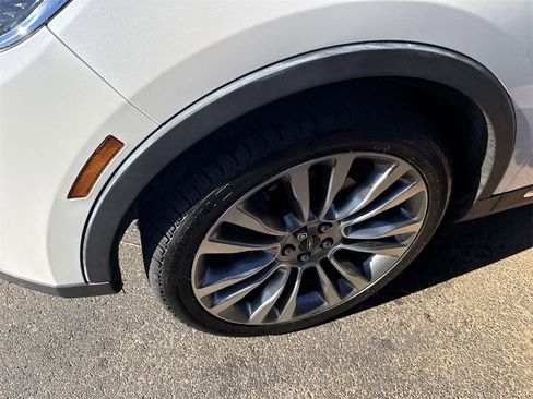 Used 2017 Lincoln MKX Reserve w/ Canadian Touring Package image 4