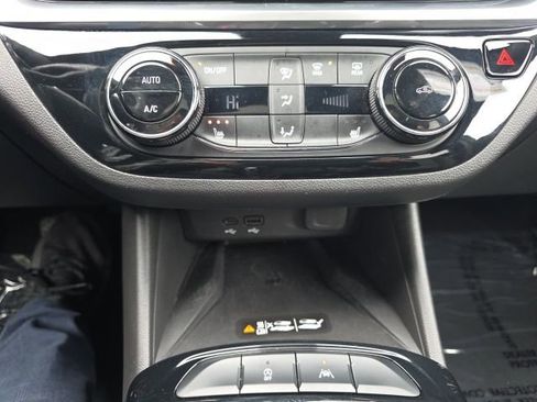 Used 2024 Buick Envista Sport Touring w/ Convenience I Package image 24