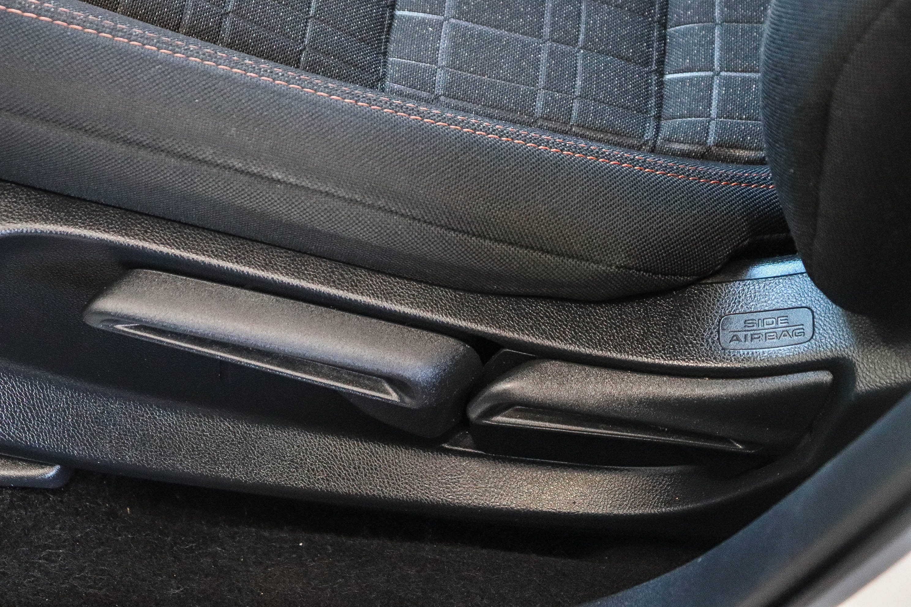 Certified 2025 Honda HR-V Sport image 25