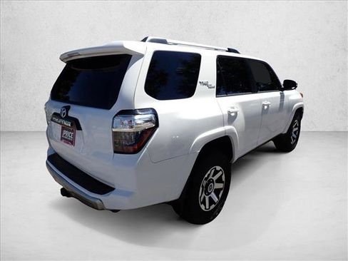 Used 2018 Toyota 4Runner TRD Off-Road Premium AWD/4WD image 4