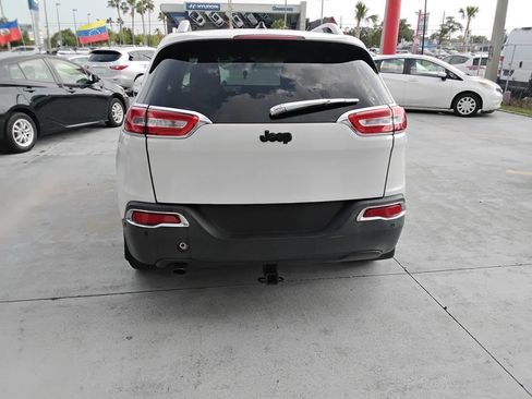 Used 2014 Jeep Cherokee Latitude image 9
