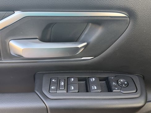 New 2026 RAM 1500 Big Horn AWD/4WD image 17