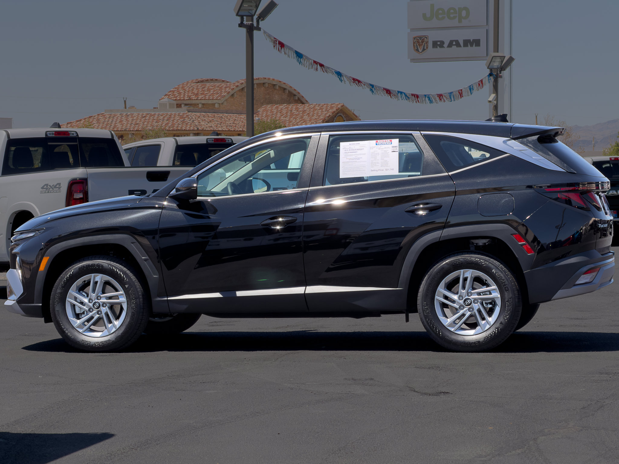 Used 2026 Hyundai Tucson SE AWD/4WD image 2